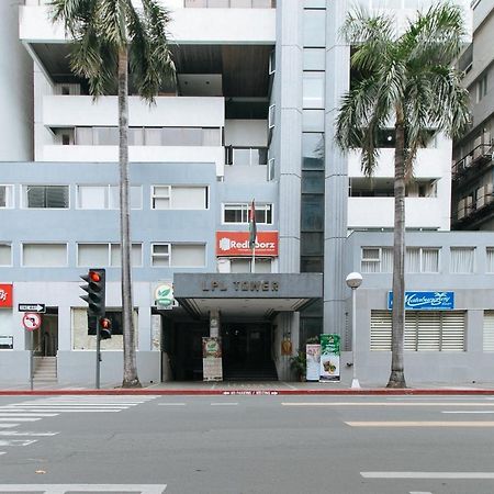 Reddoorz Premium Near Greenbelt Makati - Vaccinated Staff Makati City Exterior foto