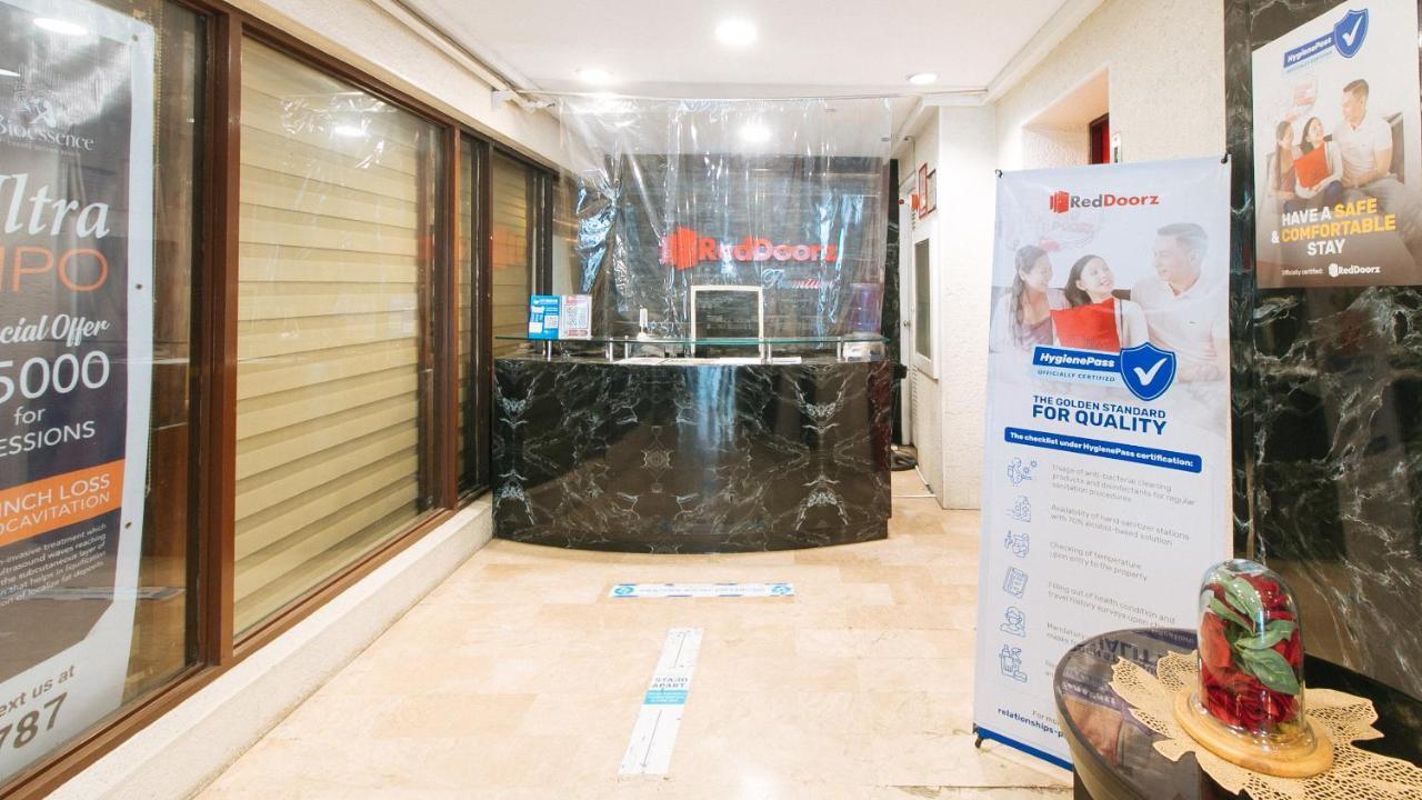 Reddoorz Premium Near Greenbelt Makati - Vaccinated Staff Makati City Exterior foto
