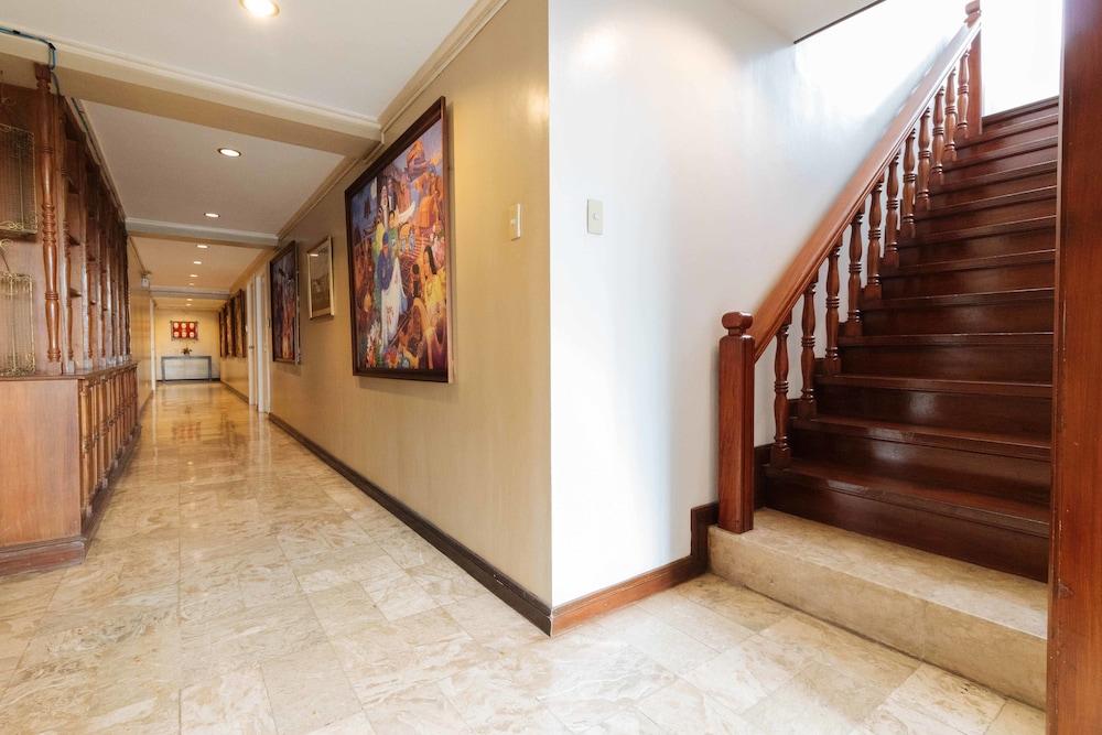 Reddoorz Premium Near Greenbelt Makati - Vaccinated Staff Makati City Exterior foto